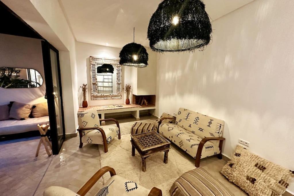 Vakantiehuis Wadiya, Privatif, Piscine En Rooftop. Marrakesh